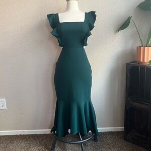 Petal and Pup

Women's Yvonne High Low Midi Dress